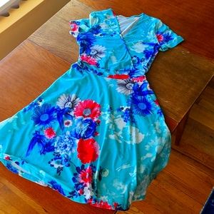 Jersey Floral wrap front dress. Sz M